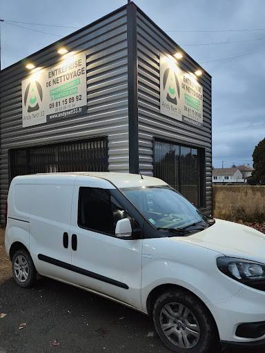 Société de nettoyage pour l'entretien régulier de locaux professionnels à Portets près de Langon