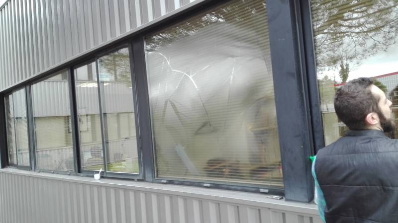 Nettoyage des vitres difficiles d'accès à Bordeaux